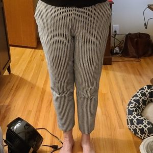 Ann Taylor navy/white "quilted" ankle pants